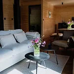 A 5 Minutes De Gerardmer Avec Etang *